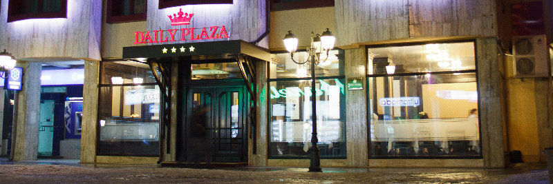 Daily Plaza Hotel Suceava Extérieur photo